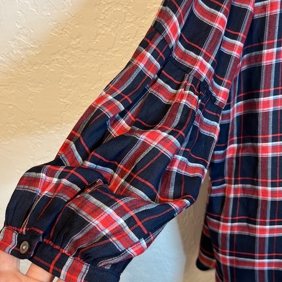 Loft new shirt w/ puffy sleeves - Picture 6 of 7